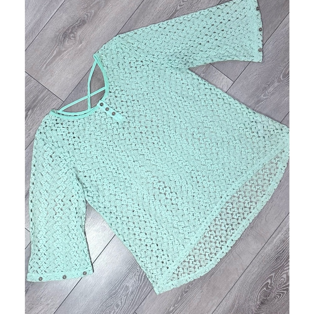 Simply Noelle Mint Crochet Flare Sleeve Top